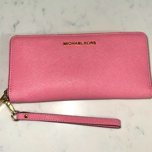 Michael Kors pink wallet/mini clutch